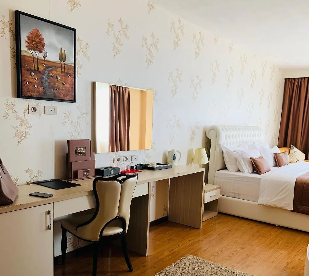 Hotel Bleart Škalngur 4*,