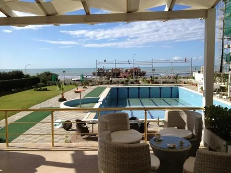 ****  Hotel Bleart Shkallnur Albânia